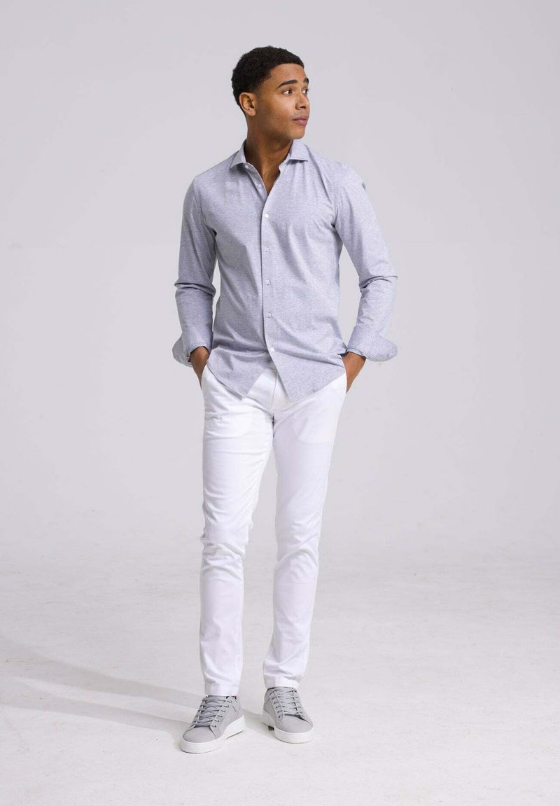 NØLSON STRÅCKA - Overhemd - light grey