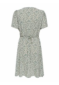 Robe verte à manches courtes, longueur genou, avec motif floral blanc et ceinture à la taille, vue de dos sur fond blanc.