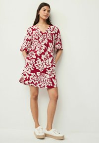 Next KAFTAN PETITE - Robe de jour - red cream