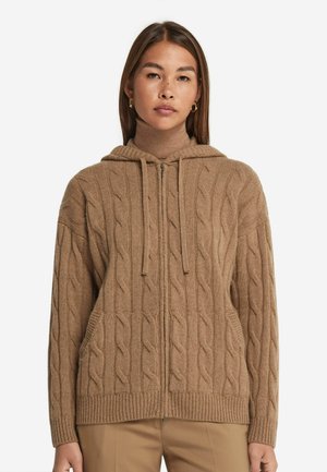 ULTRASOFT CABLE-KNIT ZIP-UP - Vest - Natural