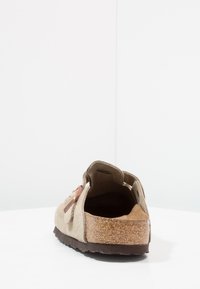 Birkenstock BOSTON SOFT FOOTBED - Mules - taupe