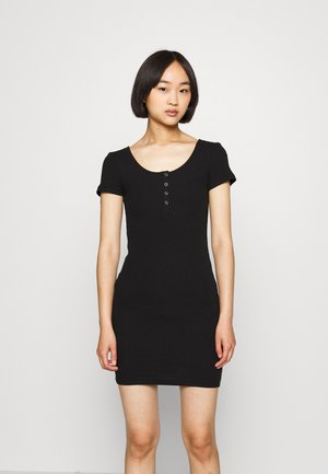 Pieces Petite PCKITTI DRESS - Φόρεμα σε ίσια γραμμή - black
