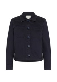 Granatowa kurtka dżinsowa z kołnierzykiem, zapięciem na guziki, dwiema kieszeniami na piersi i długimi rękawami. Gładka faktura, casualowy design.
