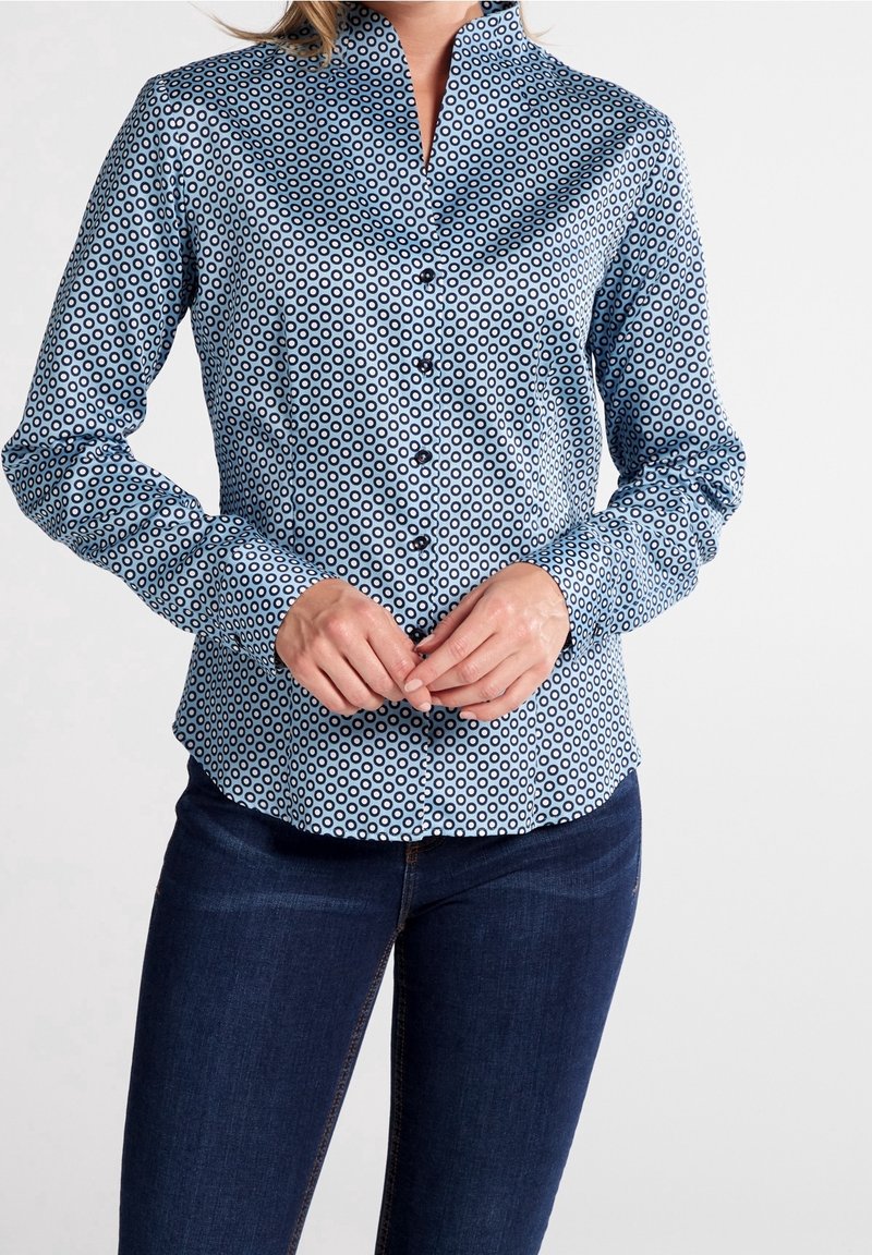 Eterna Blus - light blue