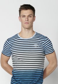 Koroshi SHORT SLEEVE  - Marškinėliai su spaudiniu - azul   blue