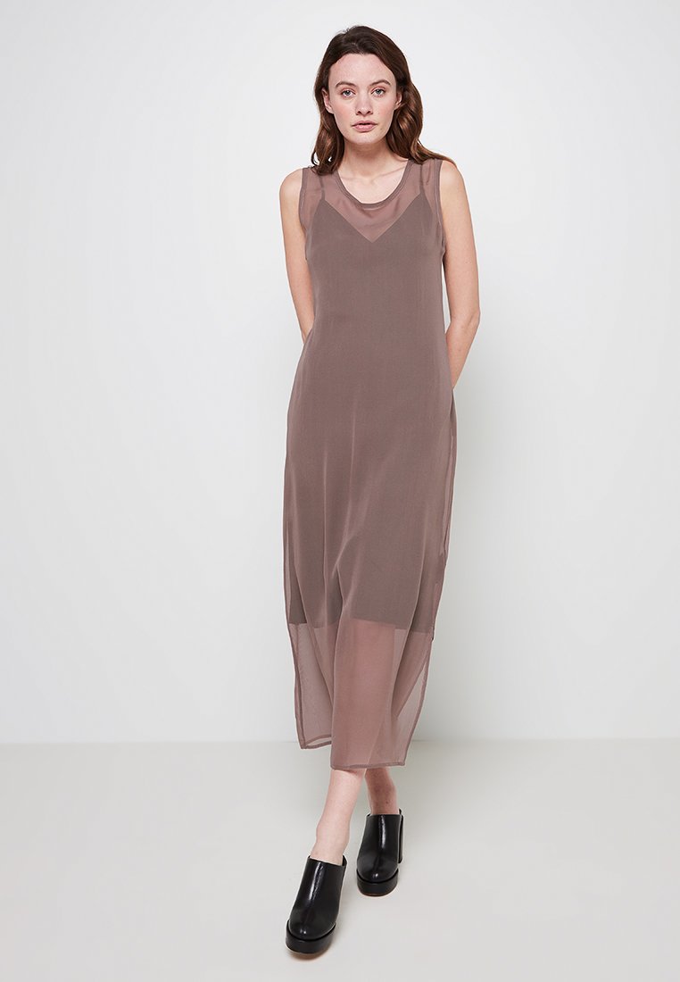 Calvin Klein Maxi-jurk taupe Calvin Klein Maxi-jurk taupe