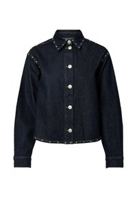Mørk denimjakke med sølvfargede nagle detaljer, knappelukking, krage og en figursydd design med lange ermer.