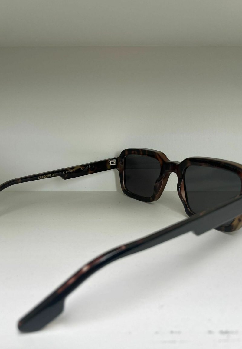 Komono LIONEL - Sunglasses - black tortoise/black - Zalando display picture 3
