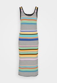 Robe sans manches à rayures avec un mélange de couleurs comprenant du bleu, orange, vert et noir sur une base blanche, avec une texture tricotée.