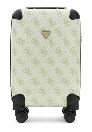 Valigia rigida beige con loghi a motivo verde chiaro, protezioni angolari nere e quattro ruote girevoli nere.