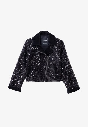 Chaqueta negra con lentejuelas, con cierre frontal, cuello con muesca y mangas de terciopelo. Presenta un diseño corto y una etiqueta bordada.