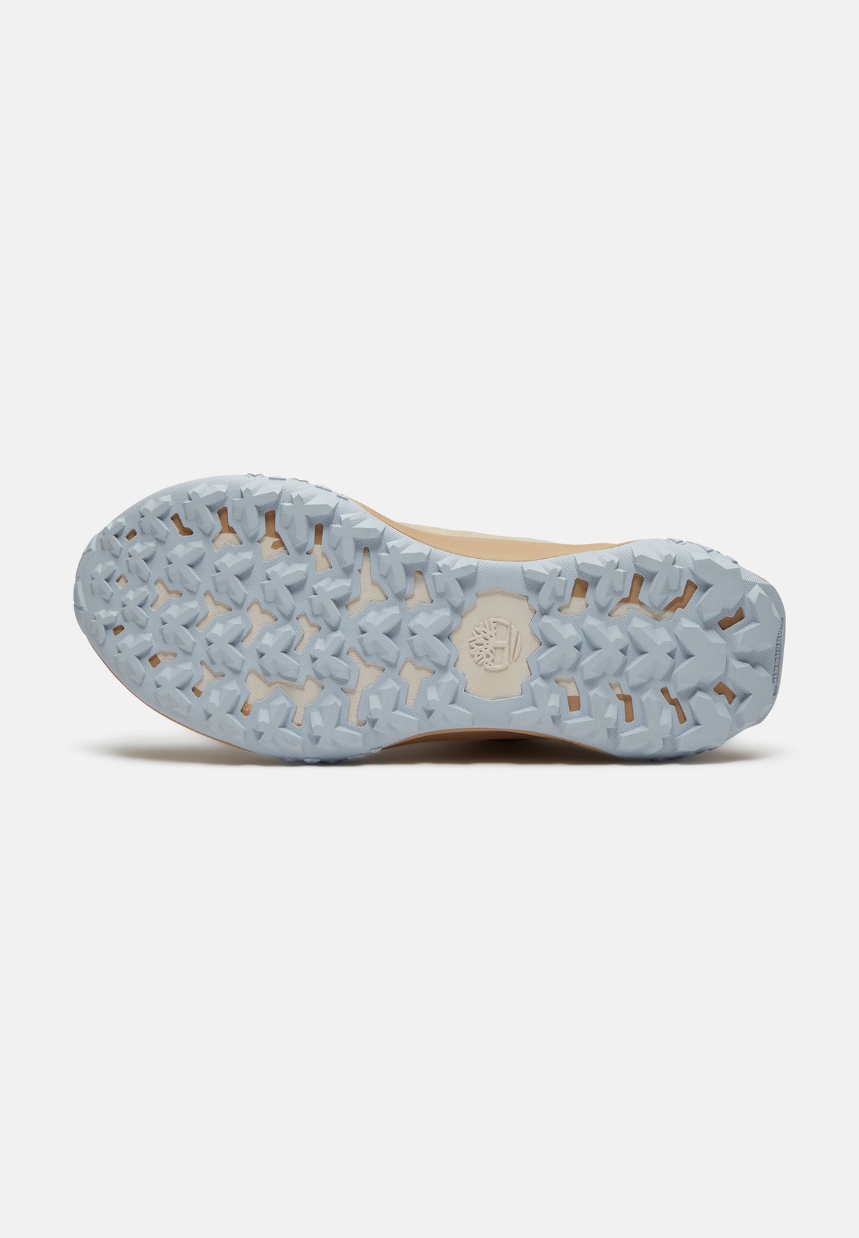 LOW LACE-UP WATERPROOF SNEAKER.