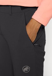 Mammut RUNBOLD ZIP OFF PANTS WOMEN - Outdoorbukser - black