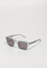 Selectat, shiny transparent crystal