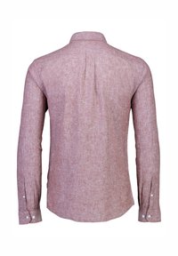 Långärmad skjorta i ljusrosa tyg med en texturerad yta, har klassisk krage och knappade manschetter, detaljer med veck bak.