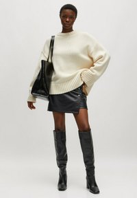 EDITED Strickpullover - weiß