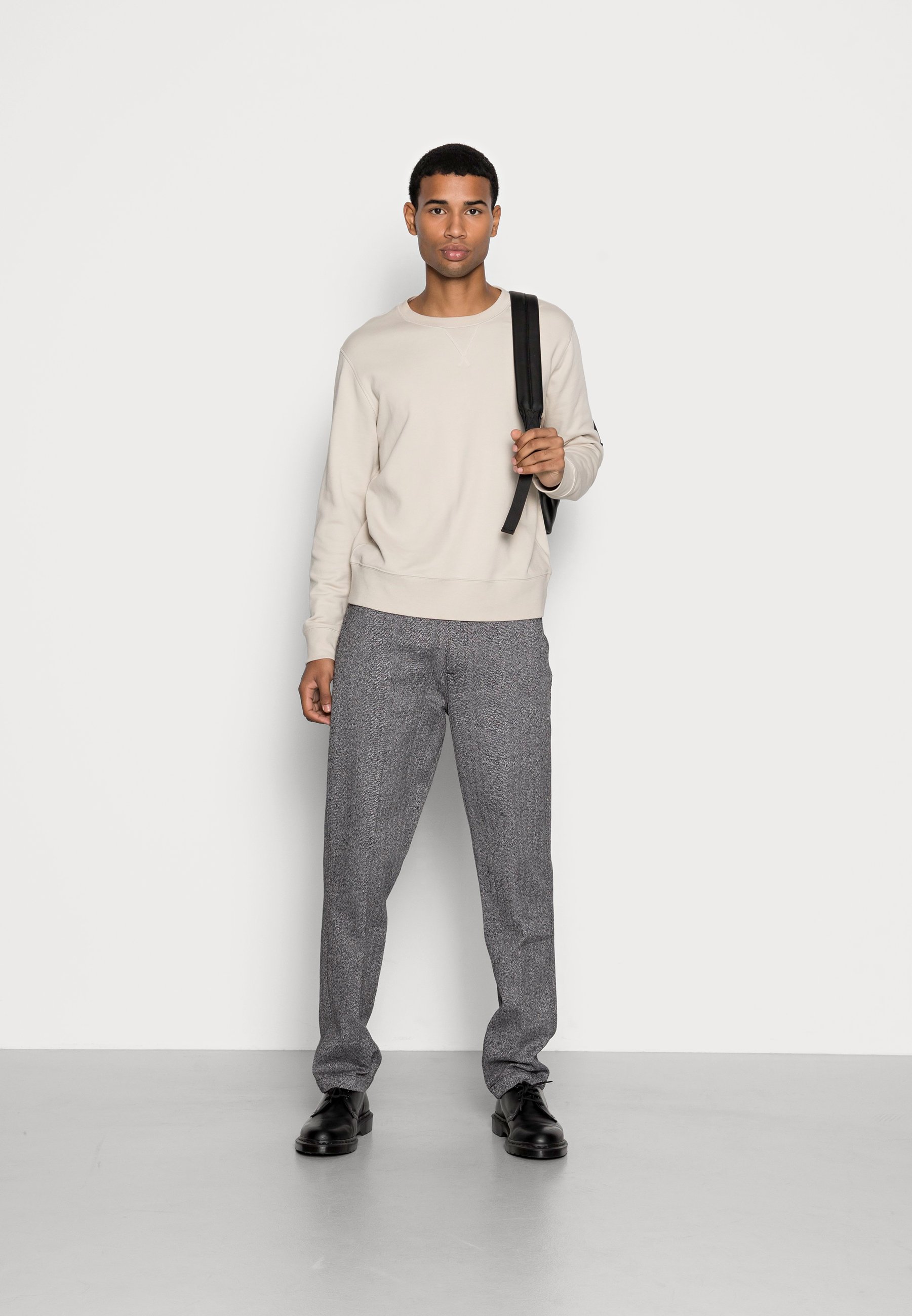 Levi's® TAPER - Chinos - liquorice 