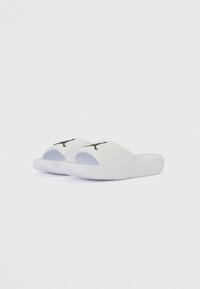 Jordan FRANCHISE - Natikači za na bazen - white/black