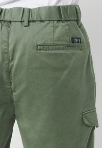 Shorts - verde   green