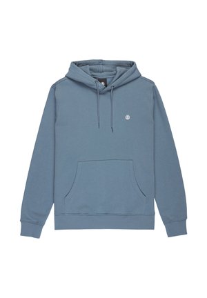 Blauwe hoodie gemaakt van zachte stof met een zak aan de voorkant, een trekkoord capuchon en een klein logo geborduurd op de borst. Heeft ribbelkanten en een ribbelzoom.