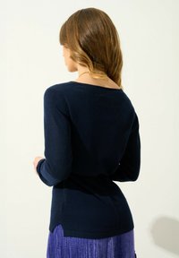 Authentic Cashmere - Sweter