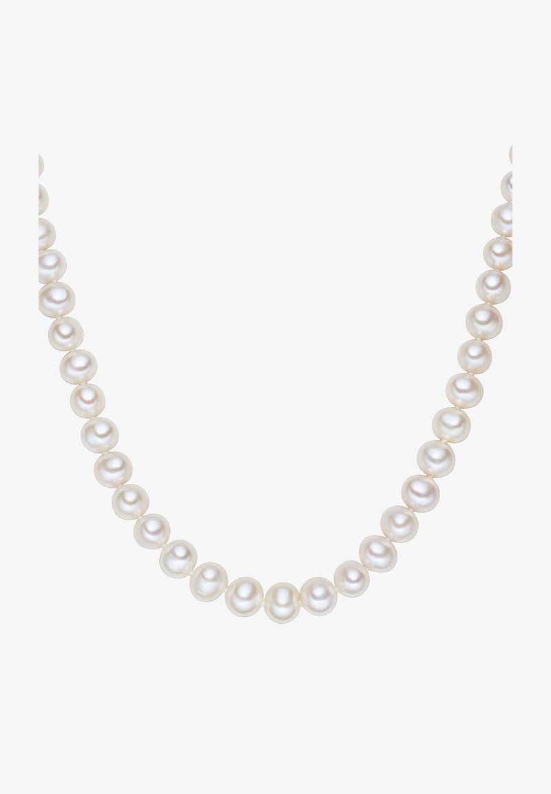 Pērļu kaklarota ar vienādām baltām pērļām ar gludu virsmu, izkārtotām simetriskā rakstā, ar smalku mirdzumu un spīdumu.