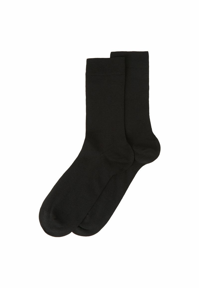 Sorte sokker lavet af blødt stof, med en glat tekstur og et standard crew-længde design. Ingen synlige mønstre eller accenter.