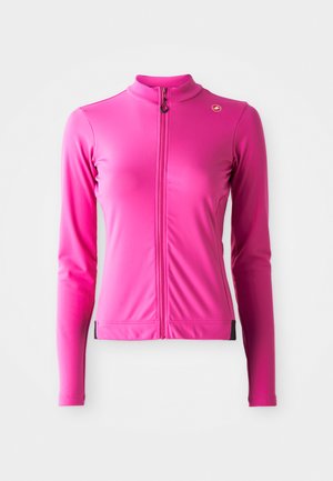 Felroze lange mouw fietsjack met volledige rits aan de voorkant en een klein rond logo op de linker schouder.