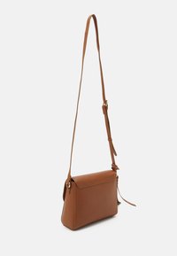 Anna Field LEATHER - Cross body bag - cognac