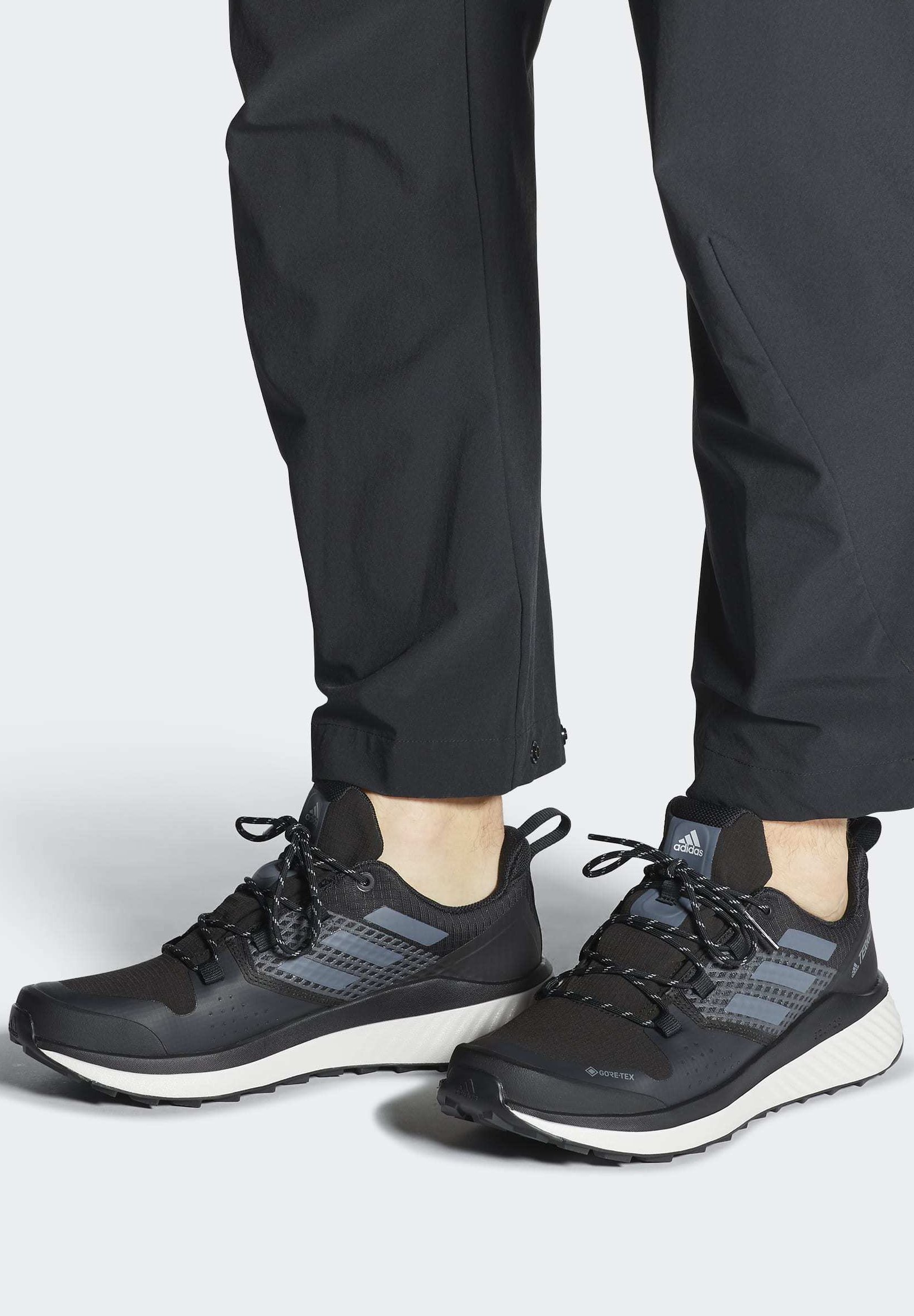 adidas gore tex trekking
