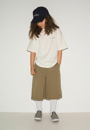 Diverse, - T-shirt z nadrukiem