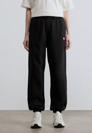 BADGE - Tepláky - black