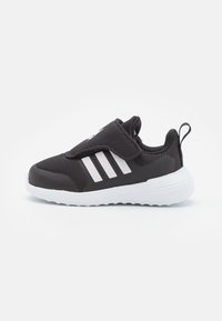 Sélectionné, core black/footwear white