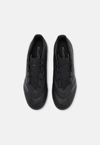 adidas Performance PREDATOR CLUB TF - Scarpe da calcio per terreni sintetici - core black