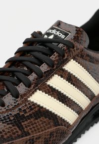 adidas Originals SL 72 OG - Trainers - preloved brown/core black/cream white