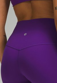lululemon ALIGN™ HIGH-RISE 15CM - Sportske kratke hlače - college purple