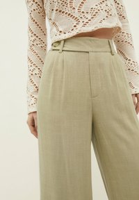 Stradivarius Pantalon classique - light green