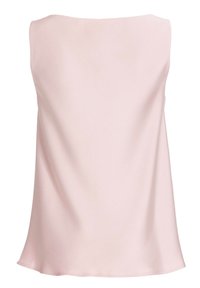 Blouse sans manches en satin rose pâle avec un col droit et un léger évasement à l'ourlet.