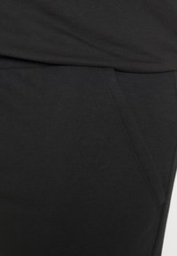 Blend Jogginghose - black