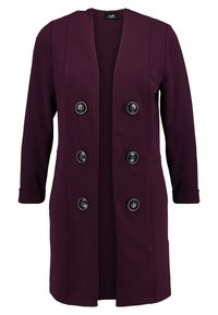 Burgundyröd lång kappa med dubbelknäppt design och sex svarta knappar, slagkrage och långa ärmar. Slät tygtextur.