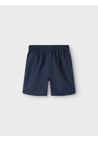 Pantalones cortos azul marino con una cintura elástica, hechos de una tela liviana, que presentan una textura suave y sin patrones ni acentos visibles.