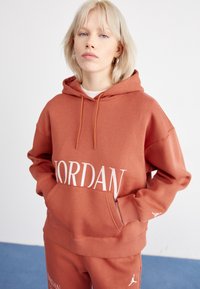 Jordan Sudadera - dusty peach/legend sand