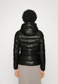 Morgan Imiteret læderjakke - black