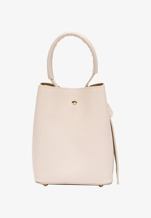 Piccola borsa a secchiello in pelle color crema con manico singolo imbottito e borchia in metallo dorato sulla parte frontale.