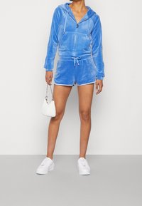 Juicy Couture Träningsbyxor - blue