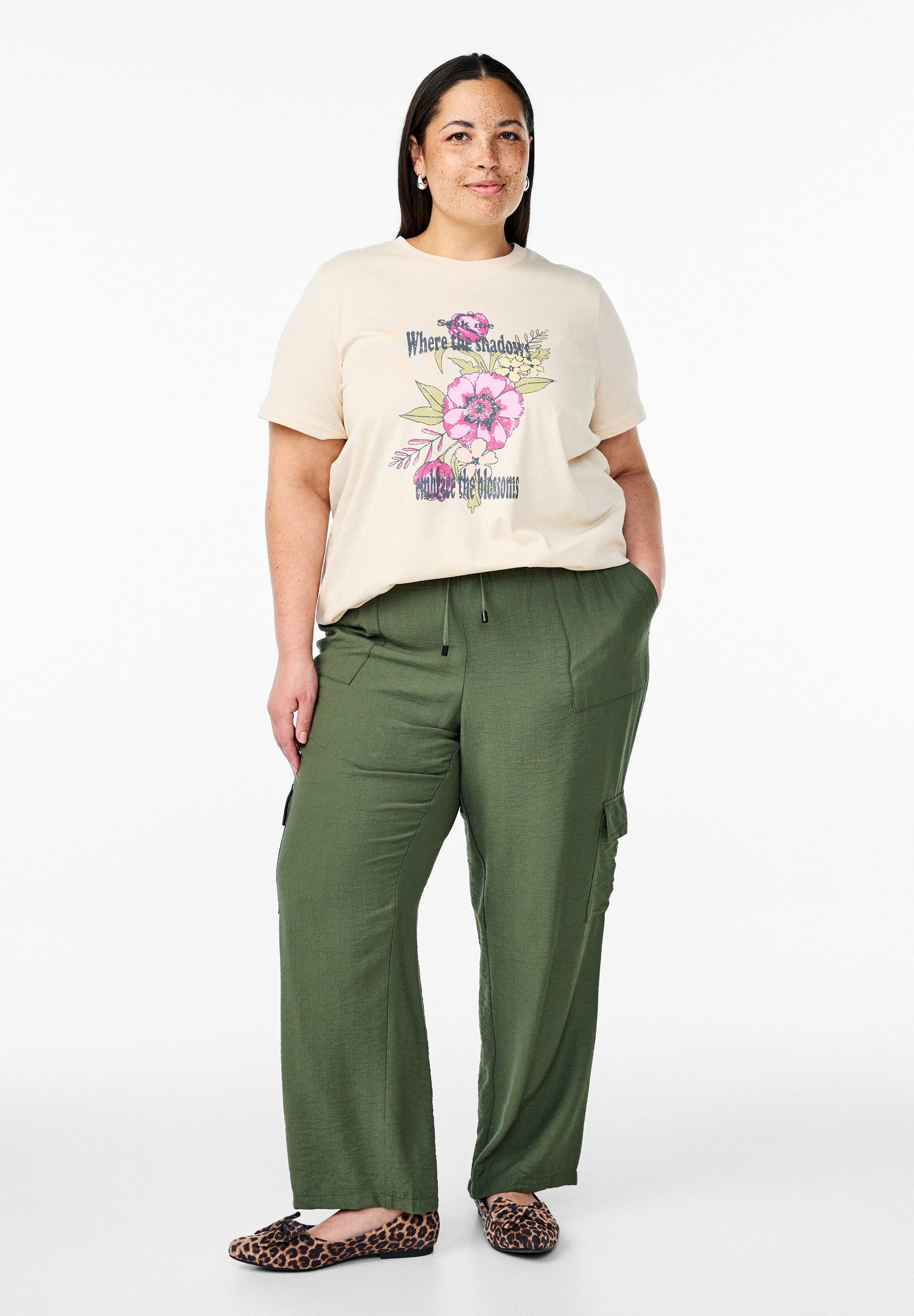 Zizzi MIT HOHER TAILLE Cargobroek thyme/groen