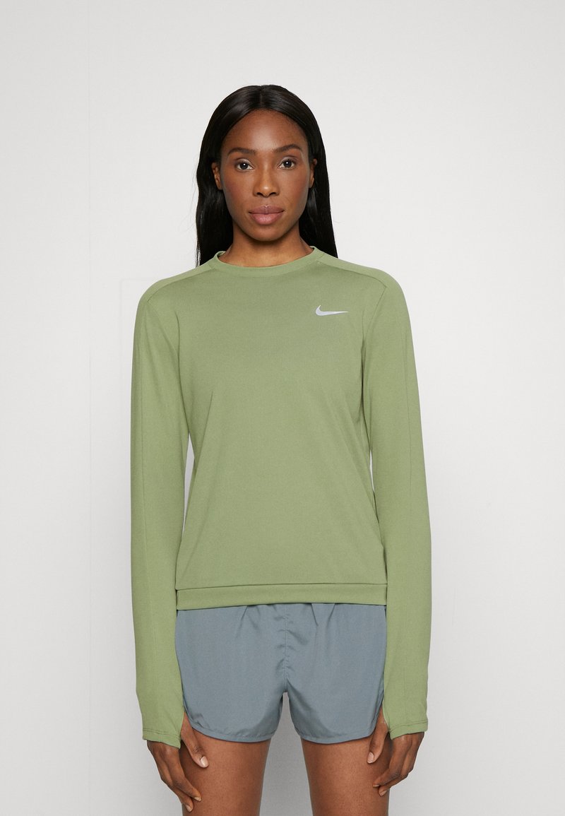 Nike Performance - PACER CREW - Langarmshirt - oil green/silver, Vergrößern