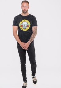 Paradiso Clothing GUNS N ROSES CLASSIC BAND LOGO SNOW WASH - Print T-shirt - black