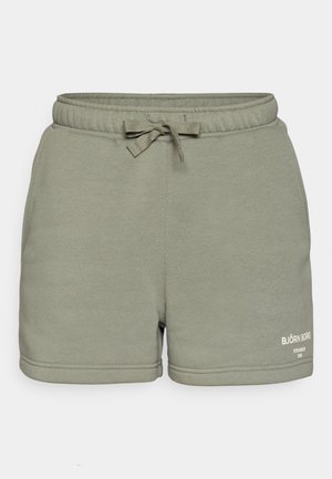 Ελιά πράσινα σορτς από μαλακό βαμβακερό μείγμα, με ελαστική μέση και κορδόνι ρύθμισης, καθώς και μικρή λεπτομέρεια με λογότυπο στη δεξιά πλευρά.