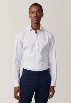Shirt - red blue